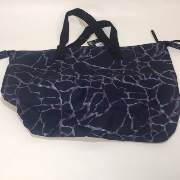 New Under Armour On The Run Tote Bag - Picture 4 of 6